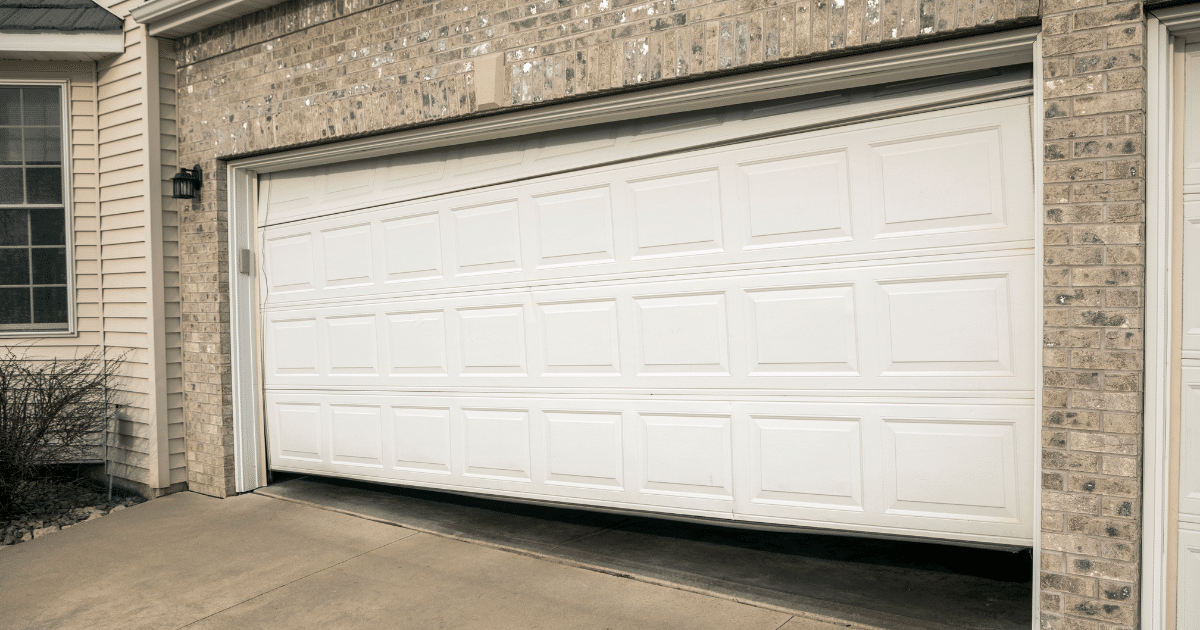 How long does it take to fix a garage door?